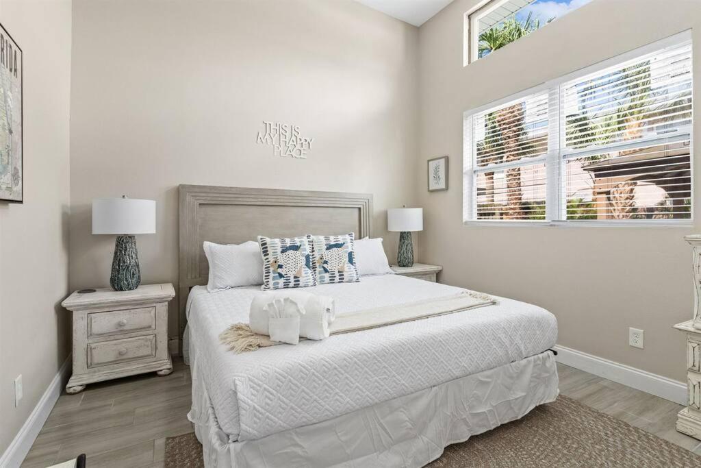 7 Bedroom 5 Bath Home With Cottage On Clearwater Beach! Экстерьер фото